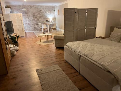 whatsapp_bild_2025-11-17_um_21